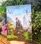 Awakening im Blumenbeet